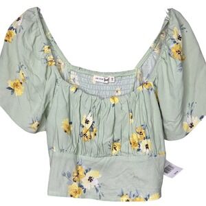 Live To be Spoiled Crop Top- Large- NWT sage floral, smocked‎ elastic back